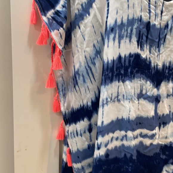 C&T BEACH BLUE TIE DYE BEACH COVER UP WITH CORAL FRINGE. SMALL - Picture 2 of 5